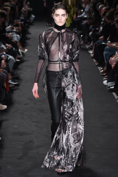 Look 20
